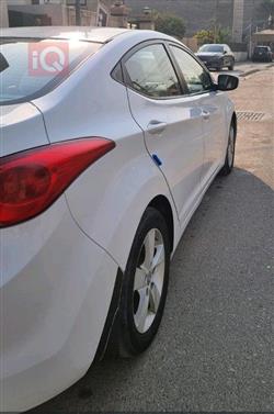 هیۆندای ئەلەنترا